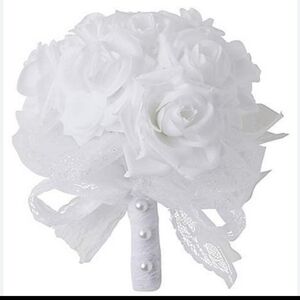 New Spirit Halloween white rose Bouquet